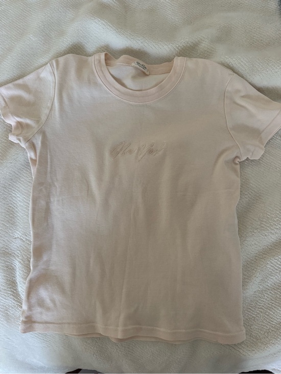 Brandy Melville Tops - Brandy tee